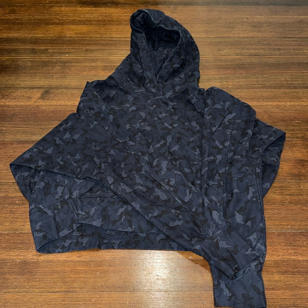 Athleta Cropped camouflage hoodie (s) - Picture 2 of 5